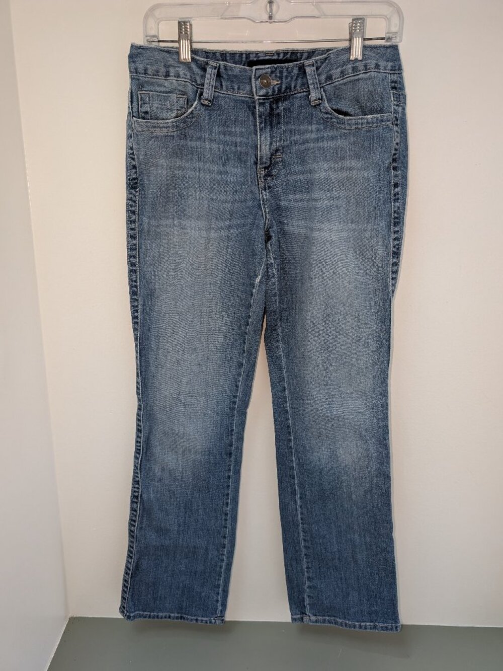 Calvin Klein Lean Boot Cut Denim Jeans  32 x 30